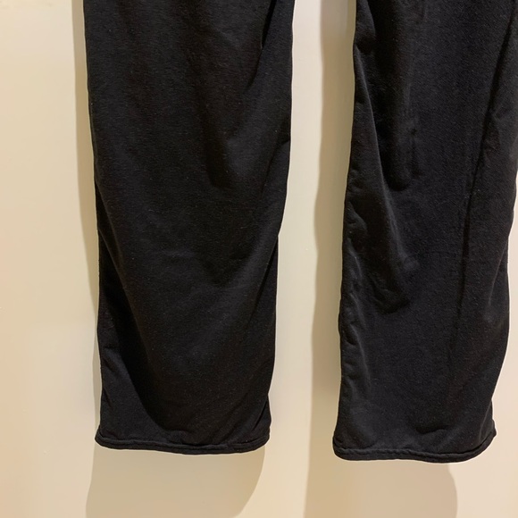 Vuori halo wide leg flare pant - Picture 6 of 8